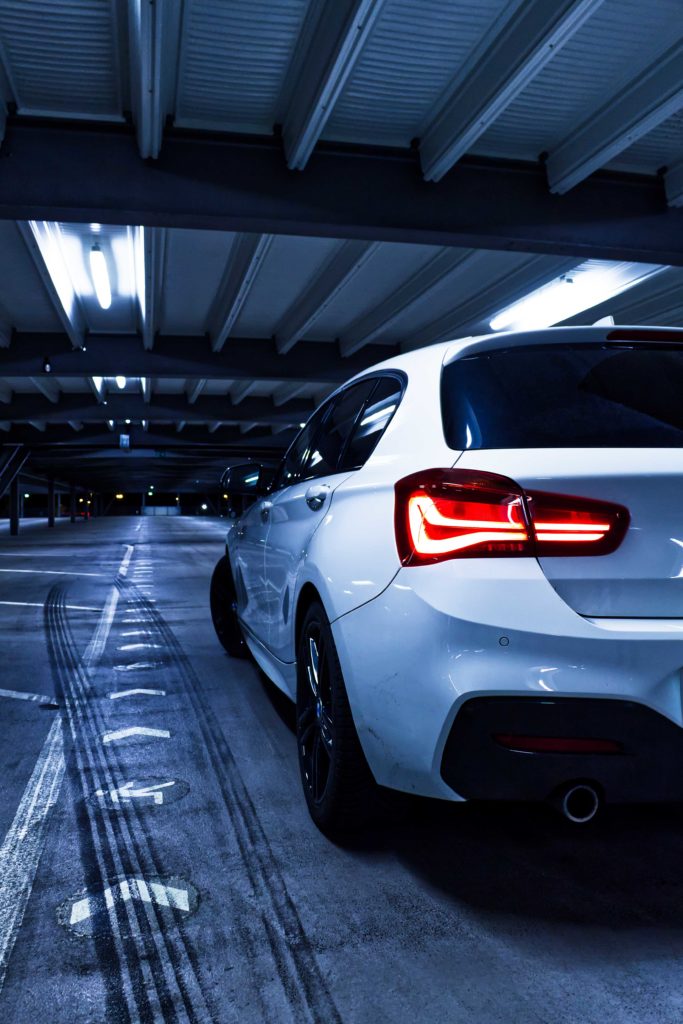 BMW 1er Rücklichter Parkhaus