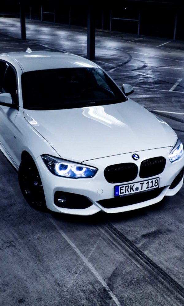 BMW 1er Parkhaus